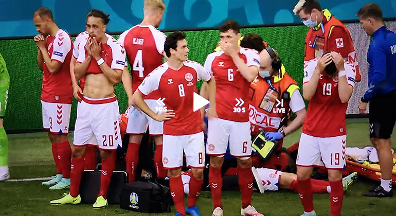 Kollaps beim EM Fussballspiel: Christian Eriksen hat dank eines Defibrillators von ZOLL überlebt Kollaps beim EM Fussballspiel: Christian Eriksen hat dank eines Defibrillators von ZOLL überlebt