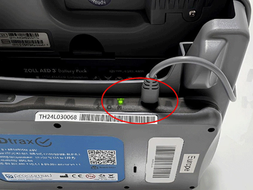 USB-C Kabel anschliessen